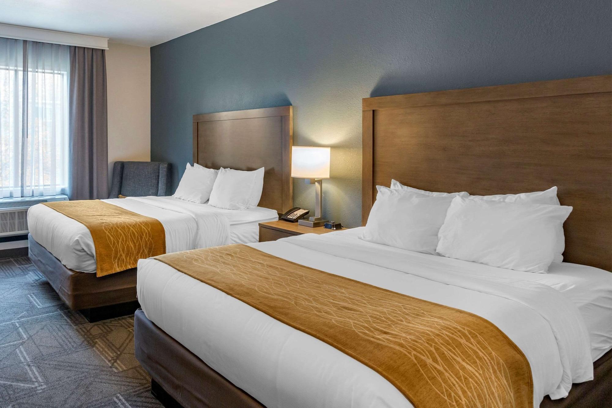Comfort Inn & Suites Salt Lake City Airport Екстериор снимка