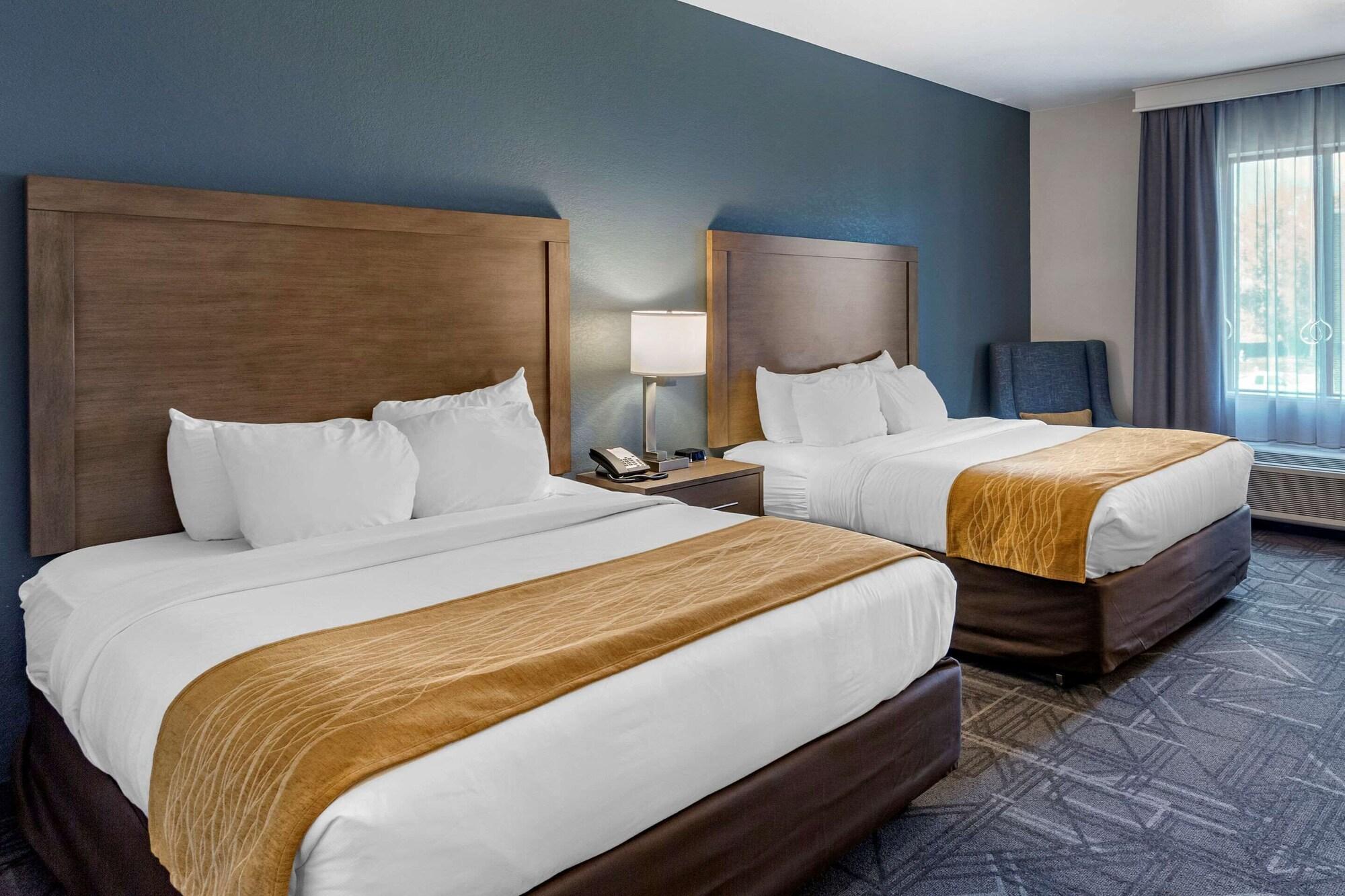 Comfort Inn & Suites Salt Lake City Airport Екстериор снимка
