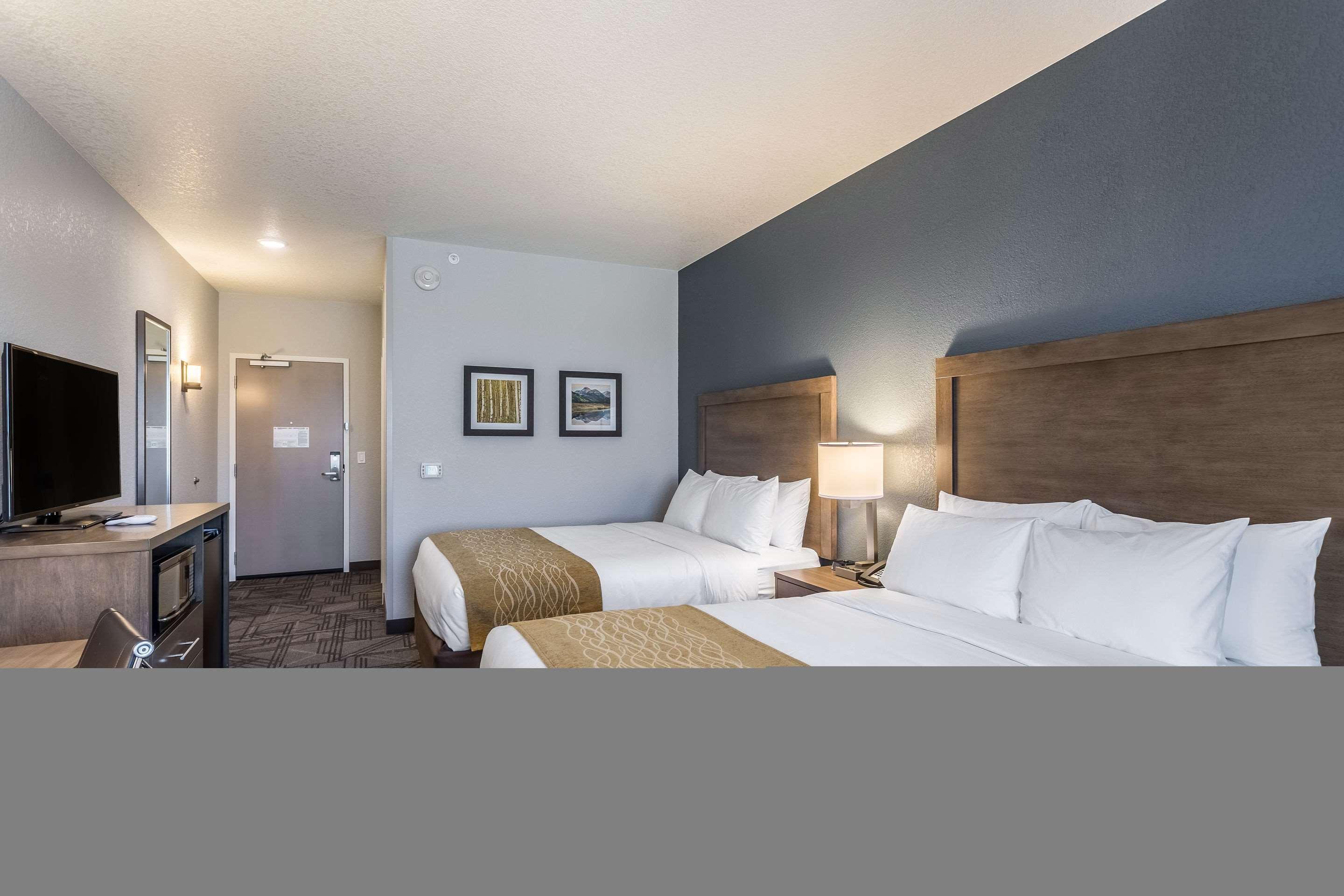 Comfort Inn & Suites Salt Lake City Airport Екстериор снимка