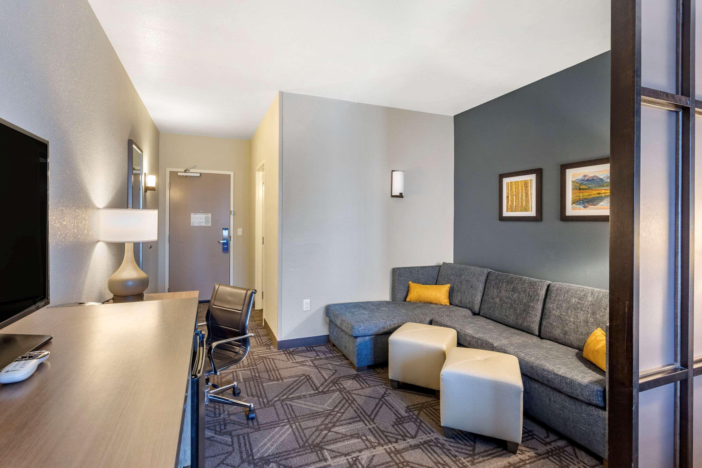 Comfort Inn & Suites Salt Lake City Airport Екстериор снимка