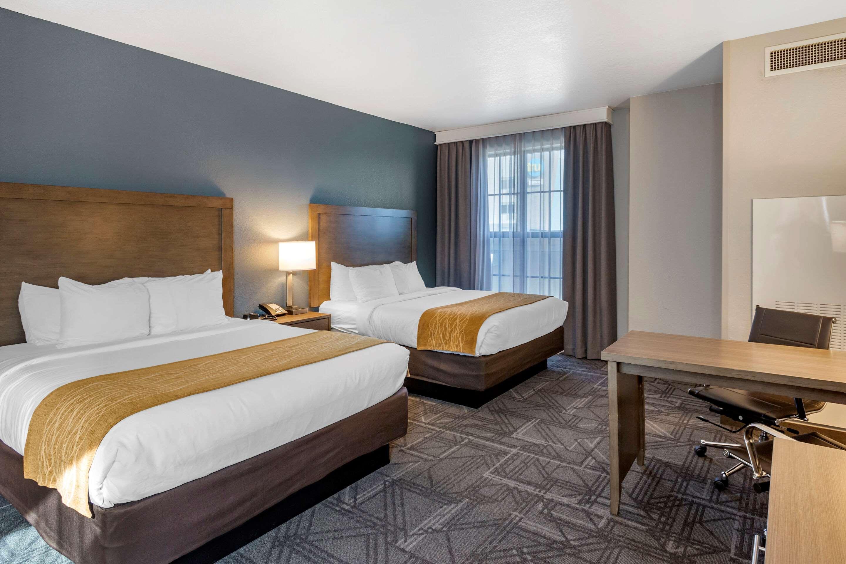 Comfort Inn & Suites Salt Lake City Airport Екстериор снимка