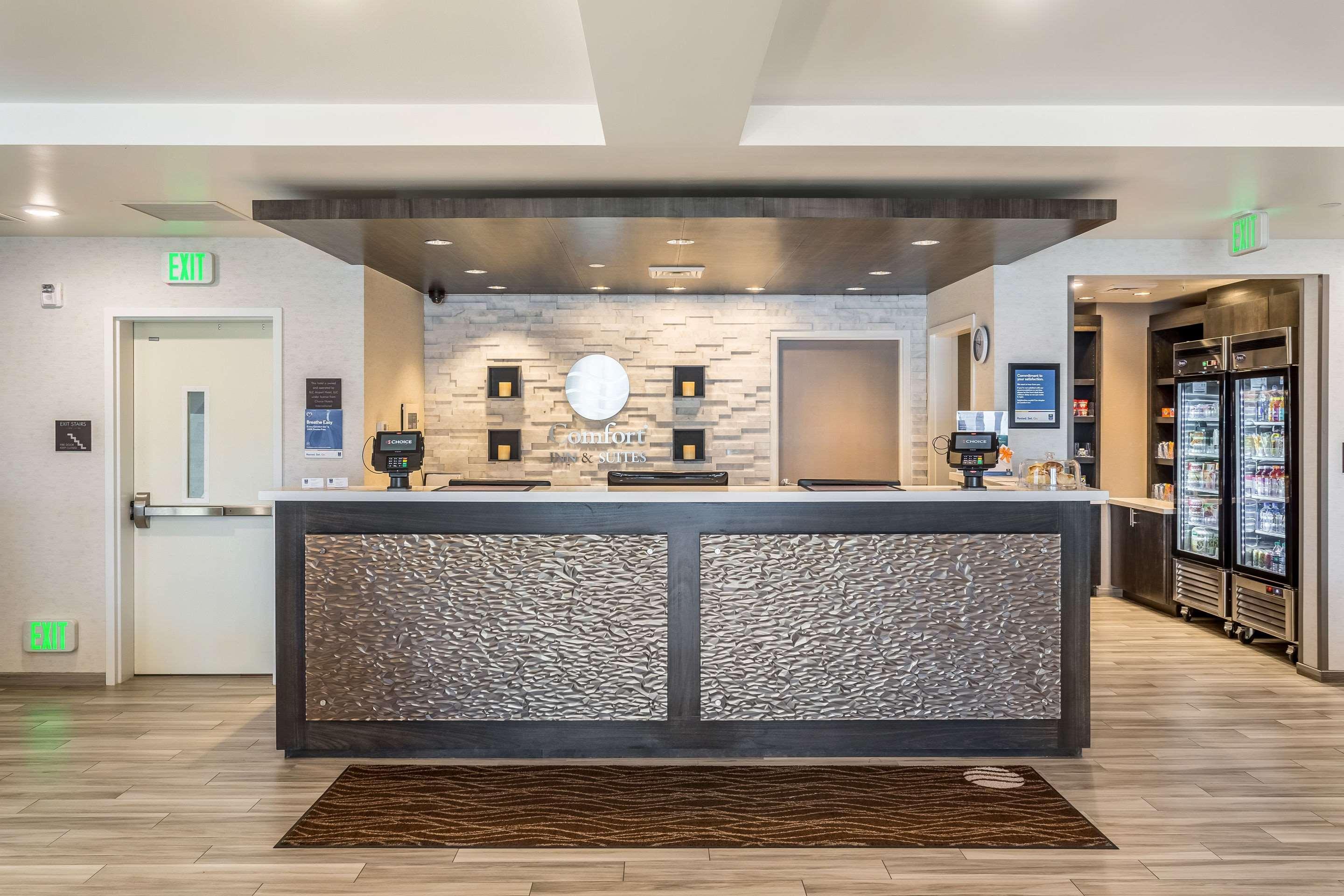 Comfort Inn & Suites Salt Lake City Airport Екстериор снимка
