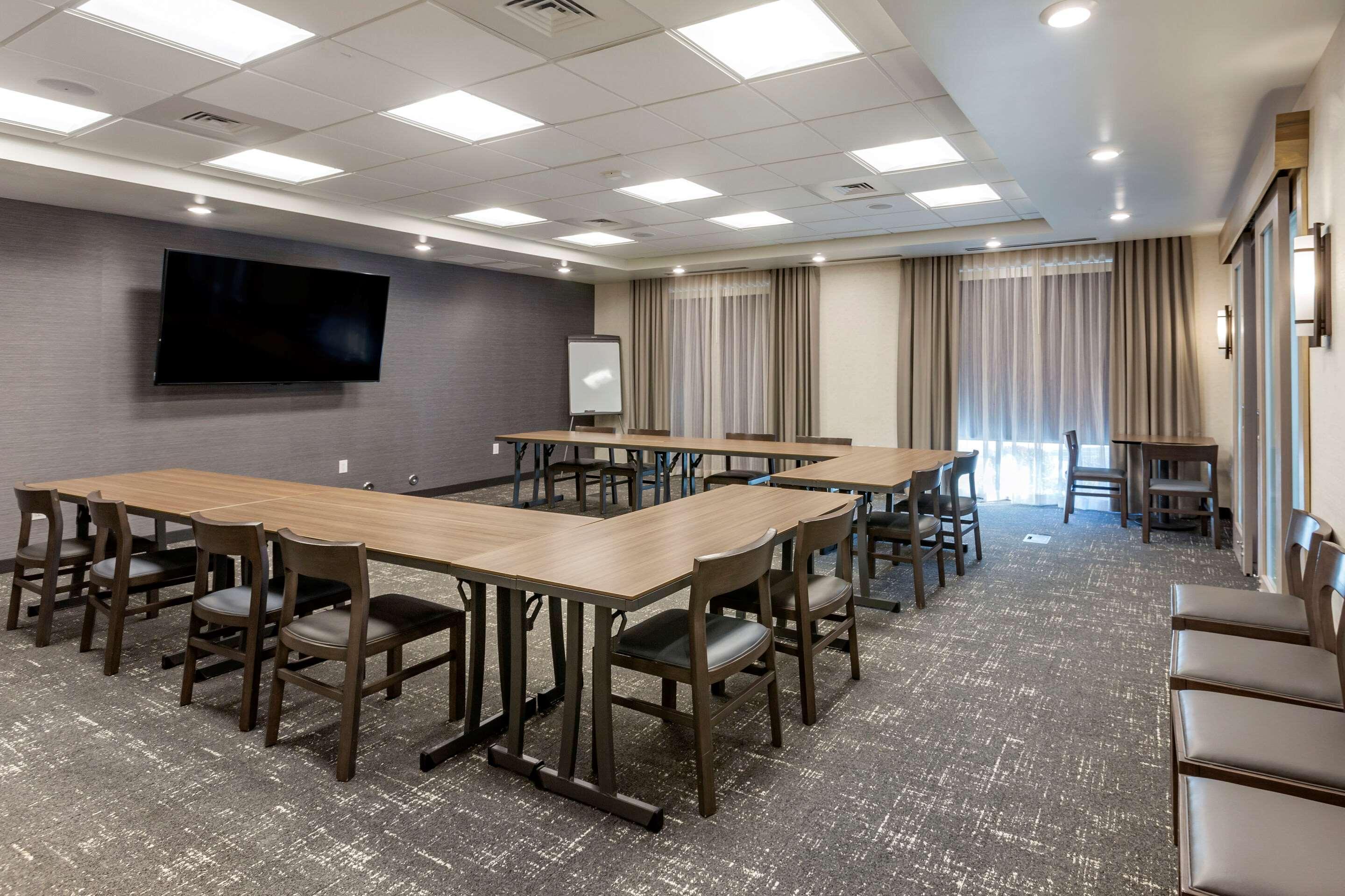 Comfort Inn & Suites Salt Lake City Airport Екстериор снимка