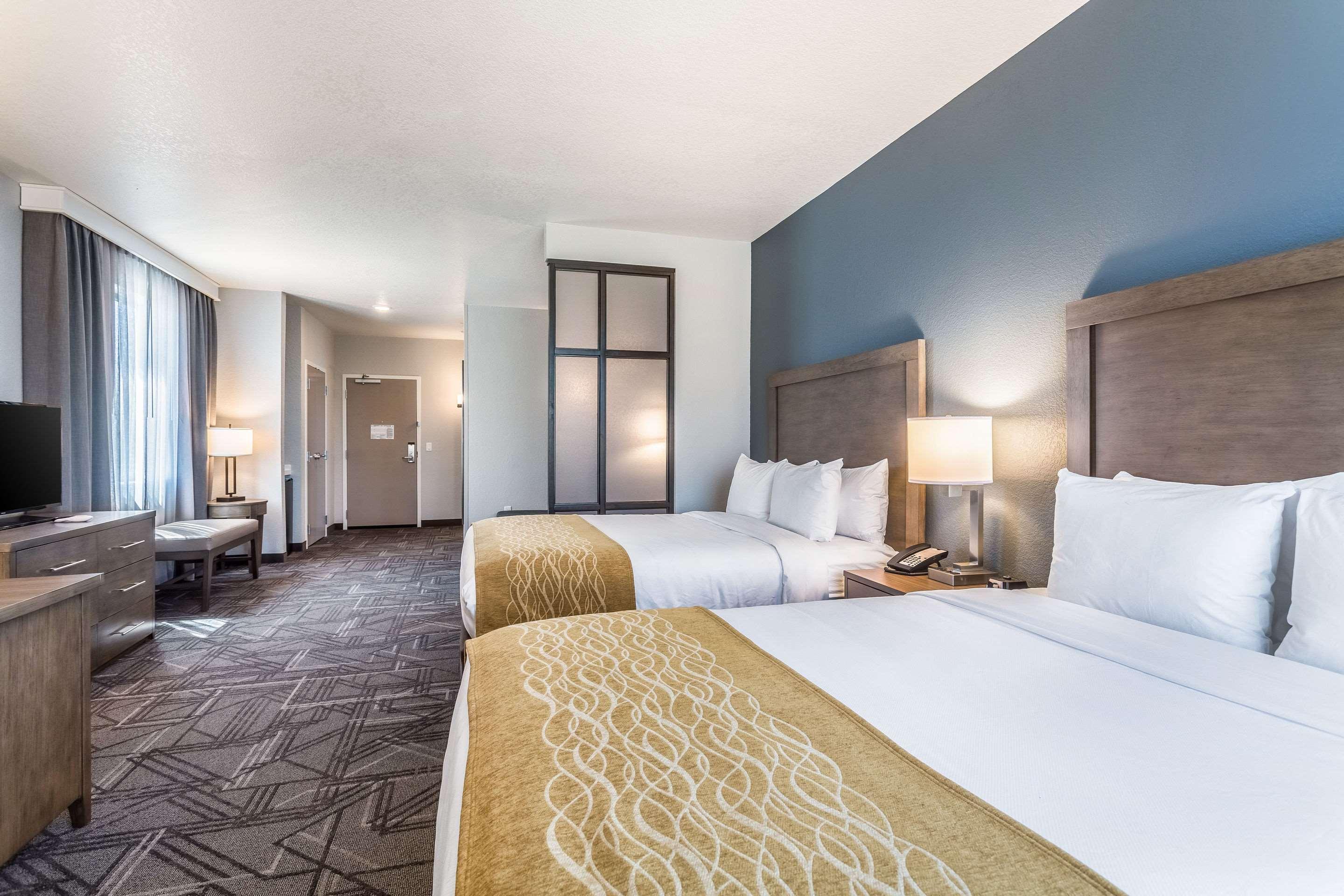 Comfort Inn & Suites Salt Lake City Airport Екстериор снимка