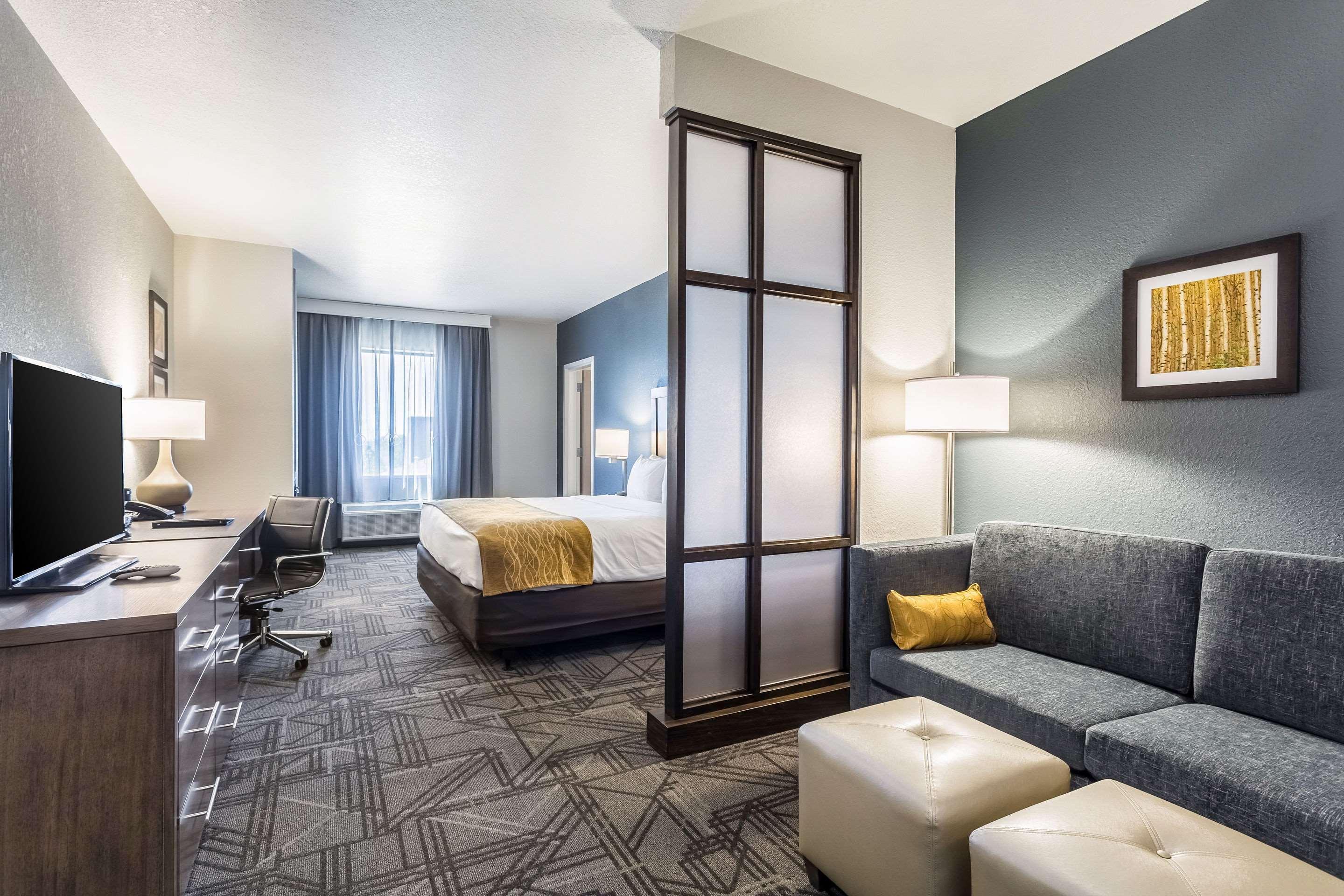 Comfort Inn & Suites Salt Lake City Airport Екстериор снимка